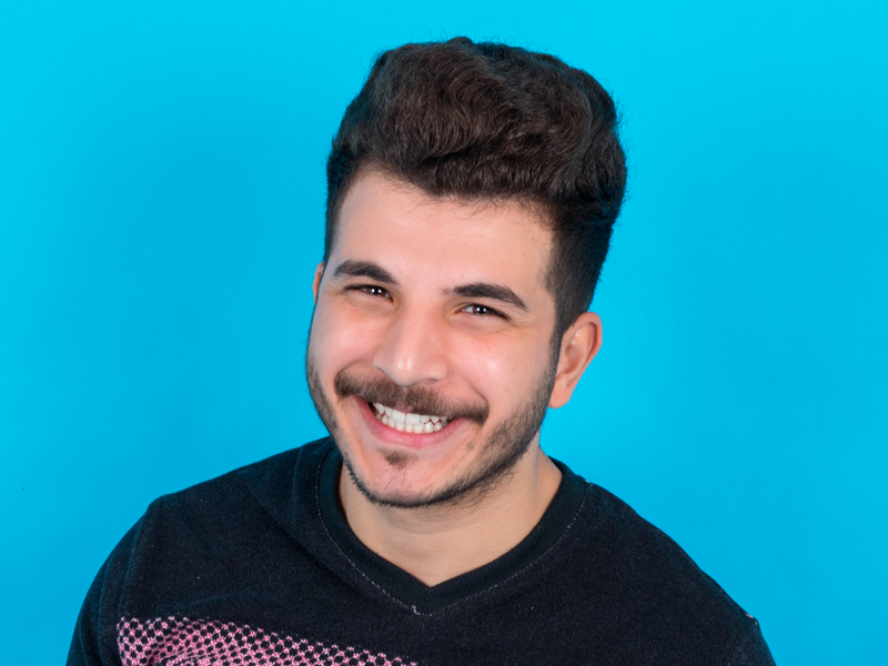 Can-Laser-Hair-Restoration-Help-Me-Toronto