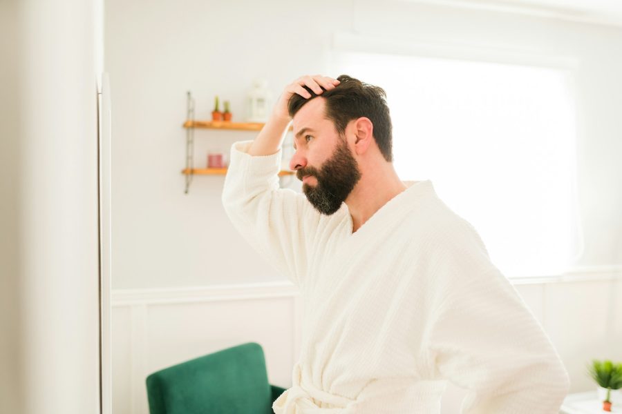 At-Home vs. In-Clinic Scalp Assessments: What Each Detects in Hair Loss