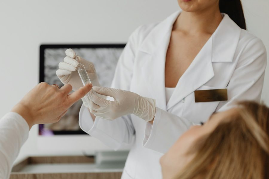 Stem Cell Hair Therapy in Clinic: Selection, Consent, Protocols, Outcomes